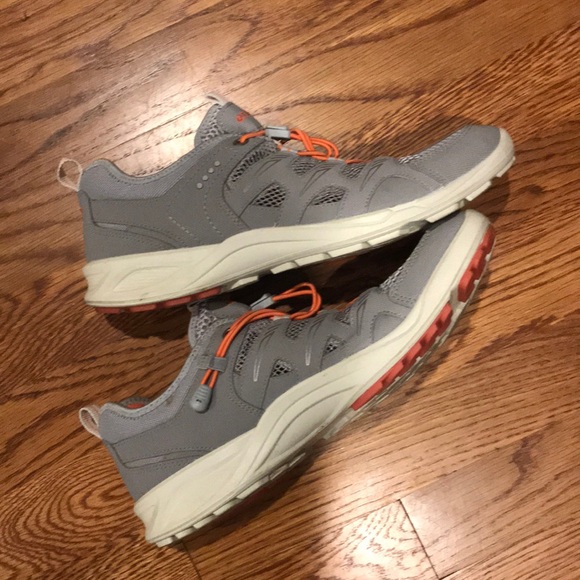 SOLD-Ecco Terracruise size 39 - nearly new - Picture 3 of 8